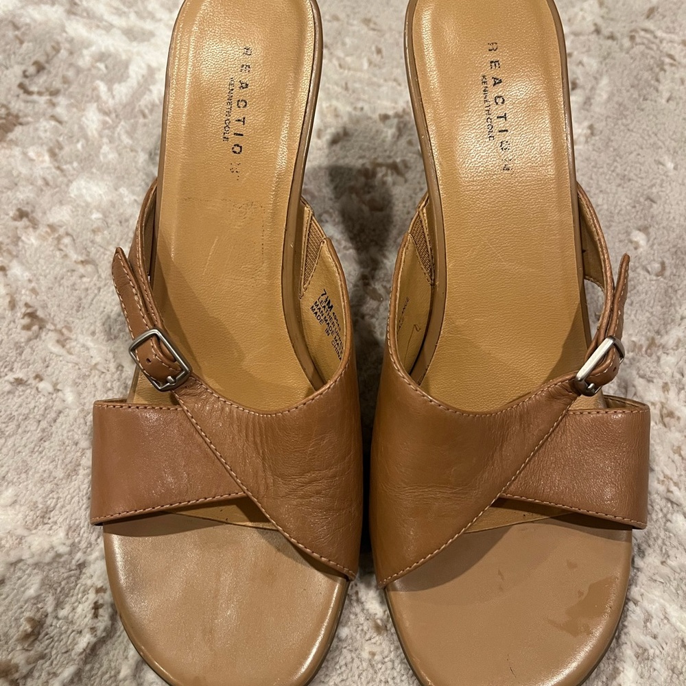Reaction Kenneth Cole Tan Leather Buckle slip on Mule heels